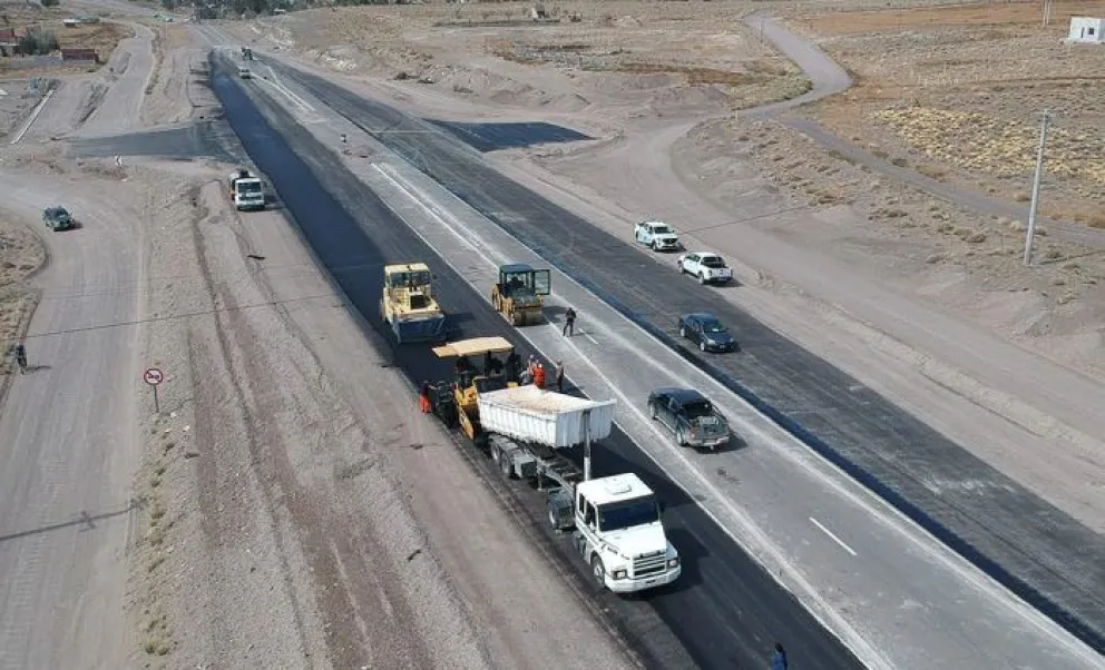 Ruta 23: Avanza la obra de las nuevas dársenas en Jacobacci