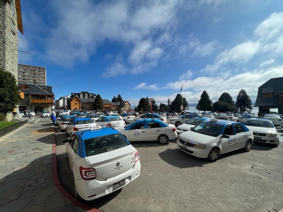Los taxistas cuestionaron el anuncio de Uber de instalarse en Bariloche
