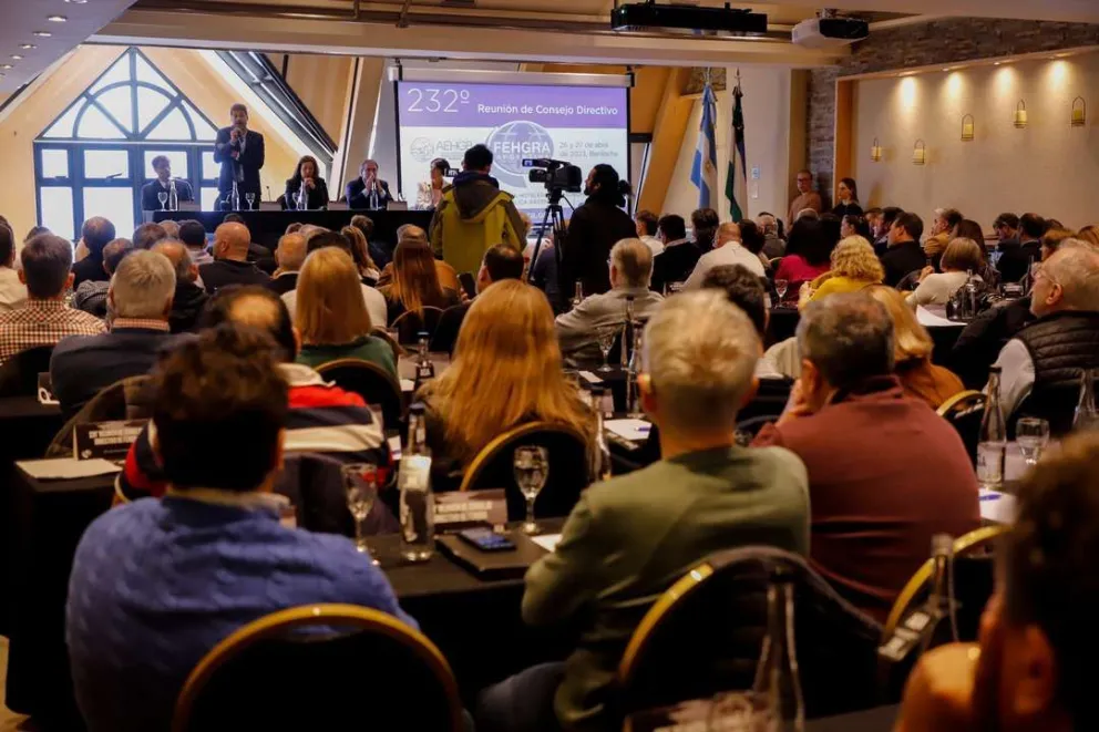 La industria hotelera y gastronómica de todo el país debate en Bariloche