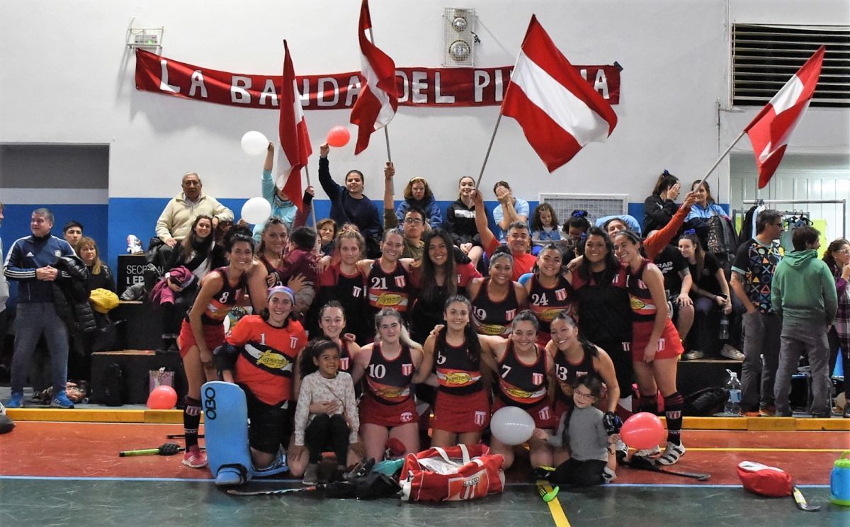Este sábado se juegan las semifinales del Nacional de hockey pista en Dina Huapi
