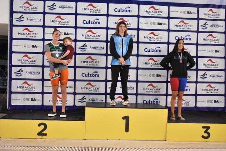 La barilochense Anna Huusmann fue campeona y subcampeona nacional 