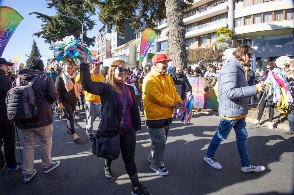 Bariloche invita al desfile por su 122° aniversario el 3 de mayo