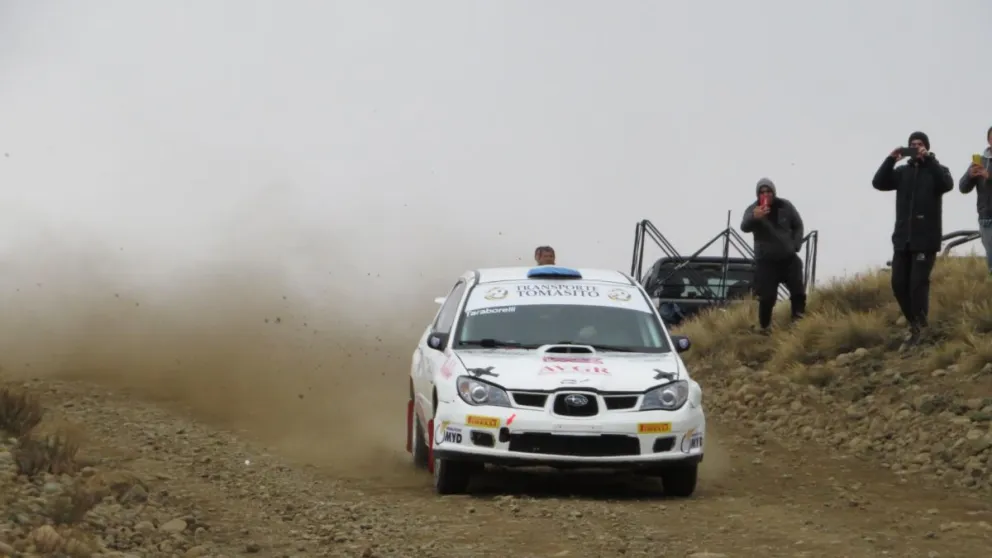 Espectacular inicio del rally en Bariloche con la tercera fecha del Regional 