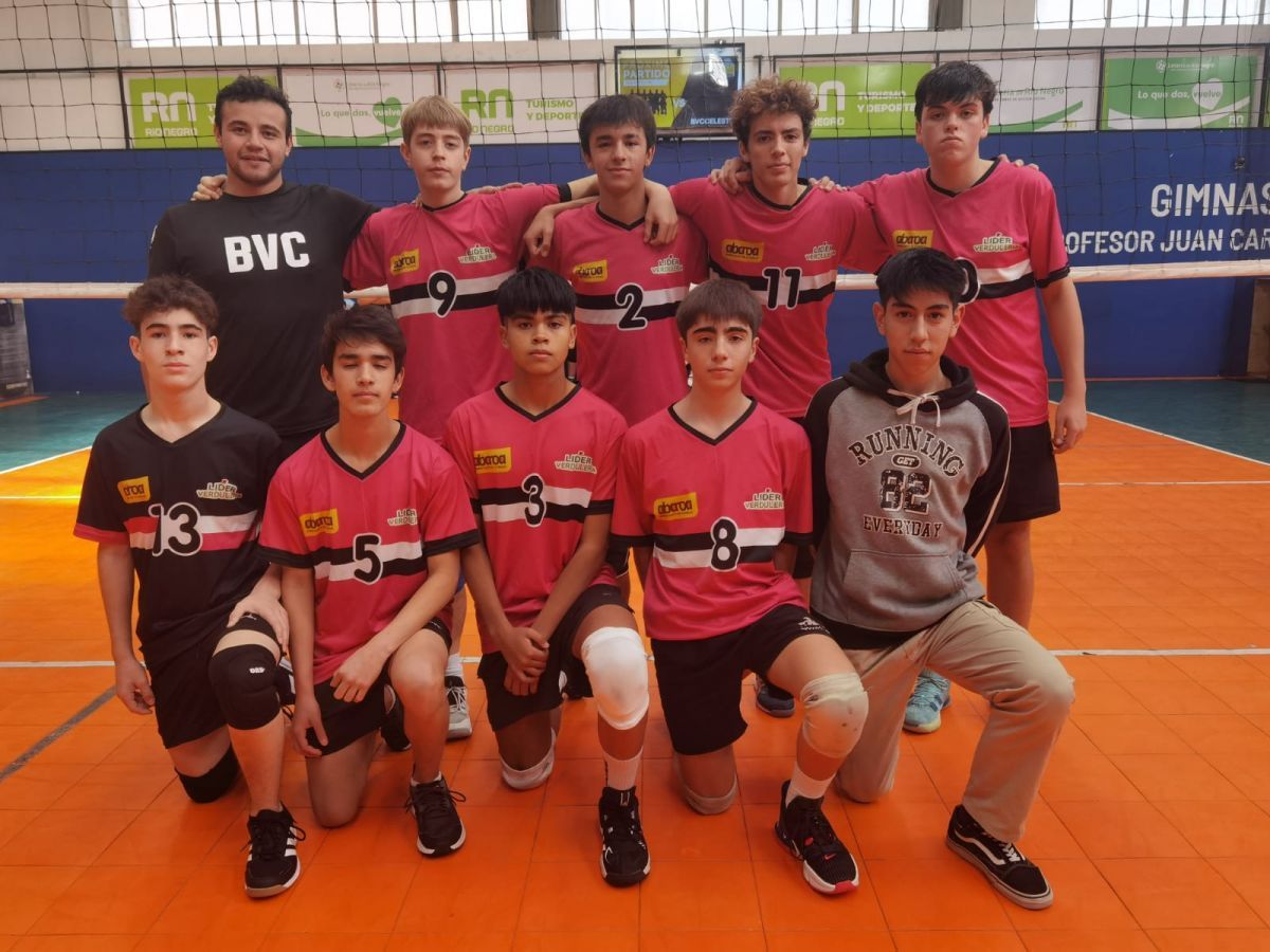 Más de 30 partidos se disputaron durante el fin de semana en el vóley local
