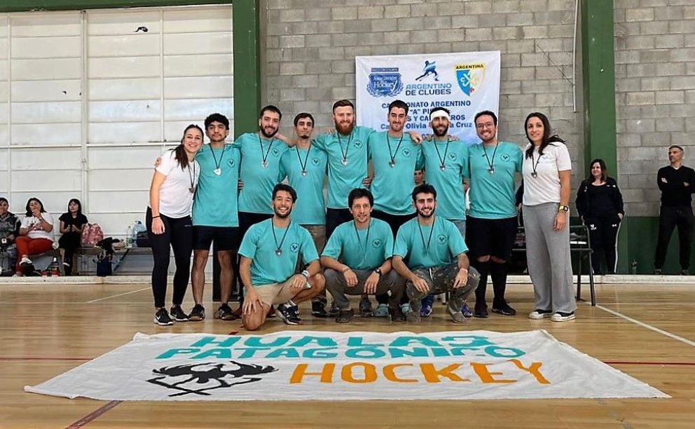 Destacada representación de Hualas para la Asociación de hockey en el argentino de clubes mayores
