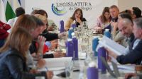 La Legislatura busca regular el uso de las tarjetas de crédito y débito