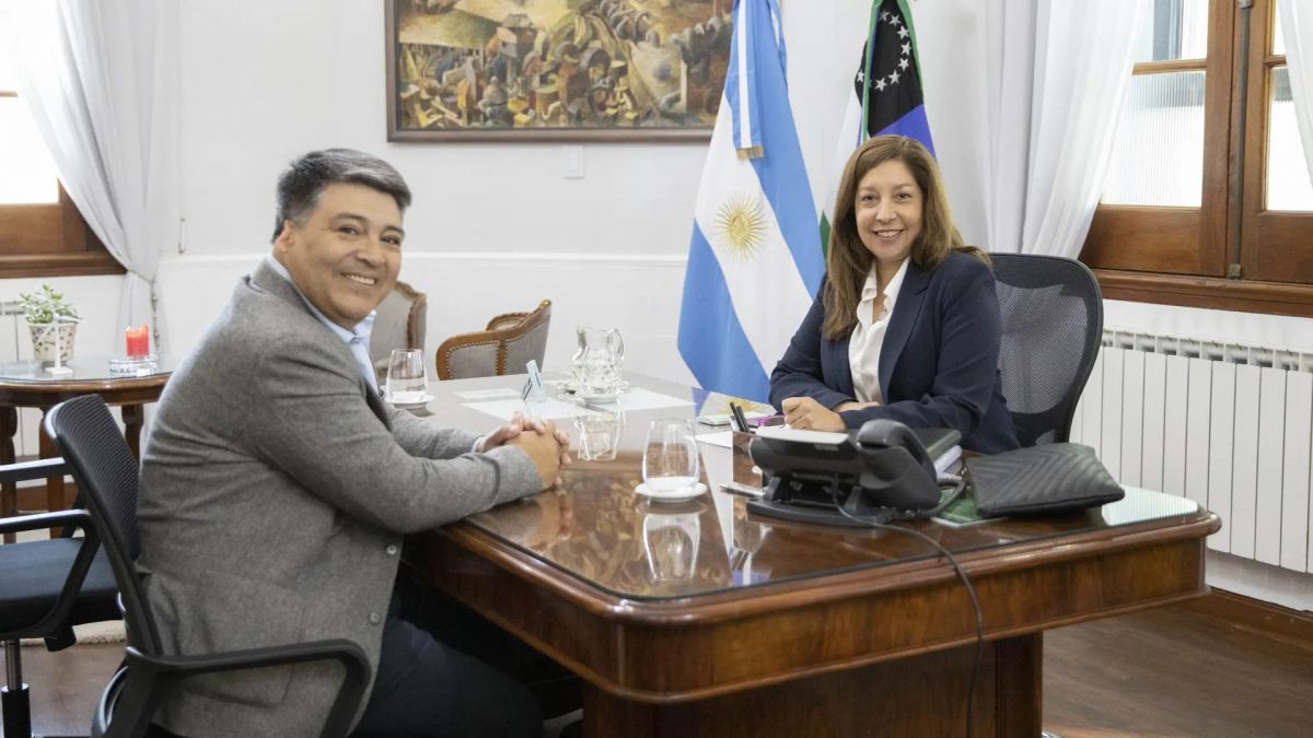 Carreras y Hermosilla repasaron obras y proyectos para Comallo