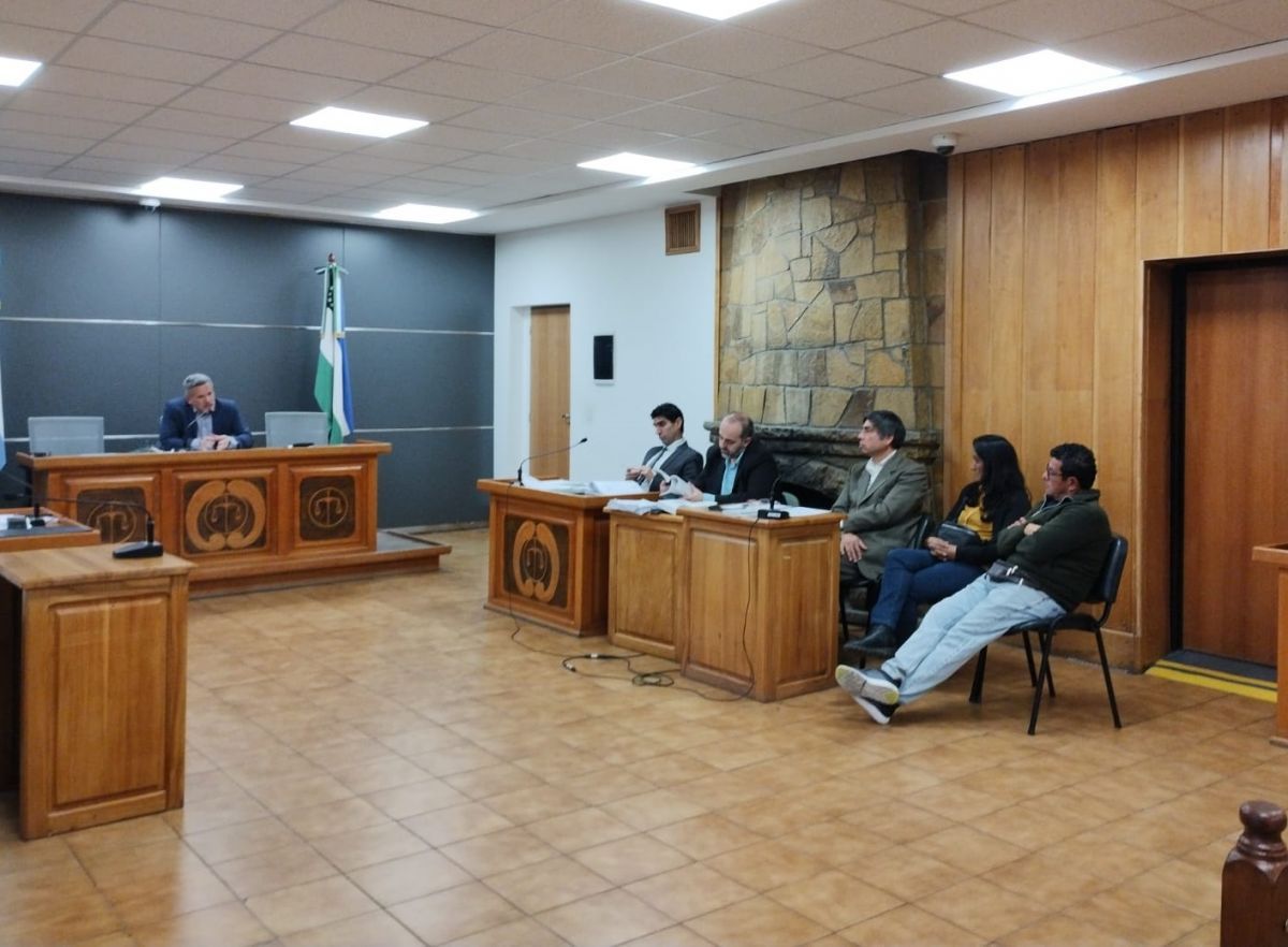 Avanzan a juicio causas por estafas viviendas y lotes contra ex funcionaria municipal