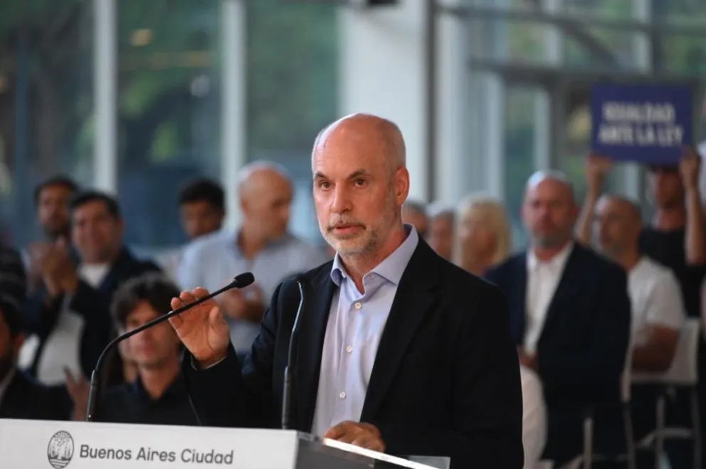 "El que venga y diga que va a unificar el tipo de cambio el primer día no es serio", lanzó Rodríguez Larreta