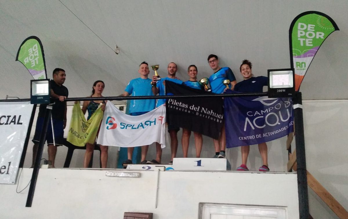 La natación máster local tuvo un encuentro en Piletas del Nahuel