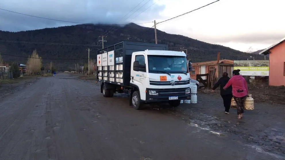 Río Negro mantiene la entrega de garrafas a pesar de la crisis nacional