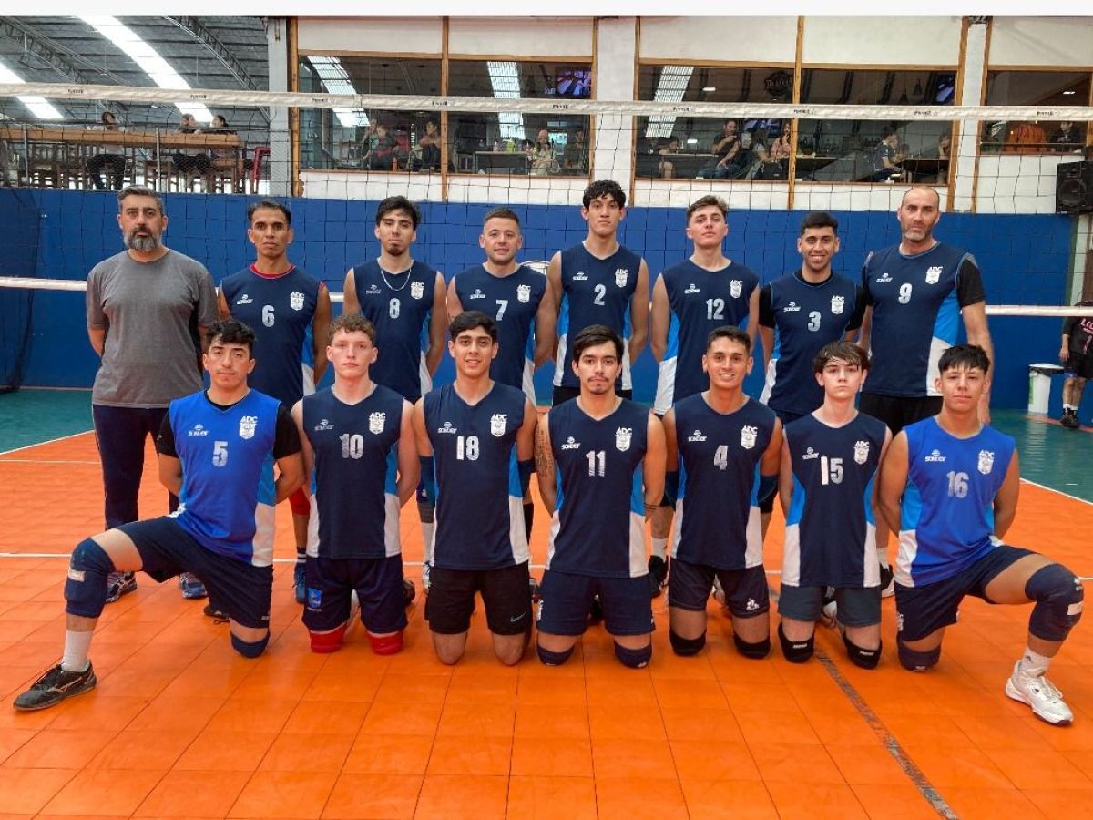 Centenario y Cumbres de San Martín de los Andes lideran en el vóley local