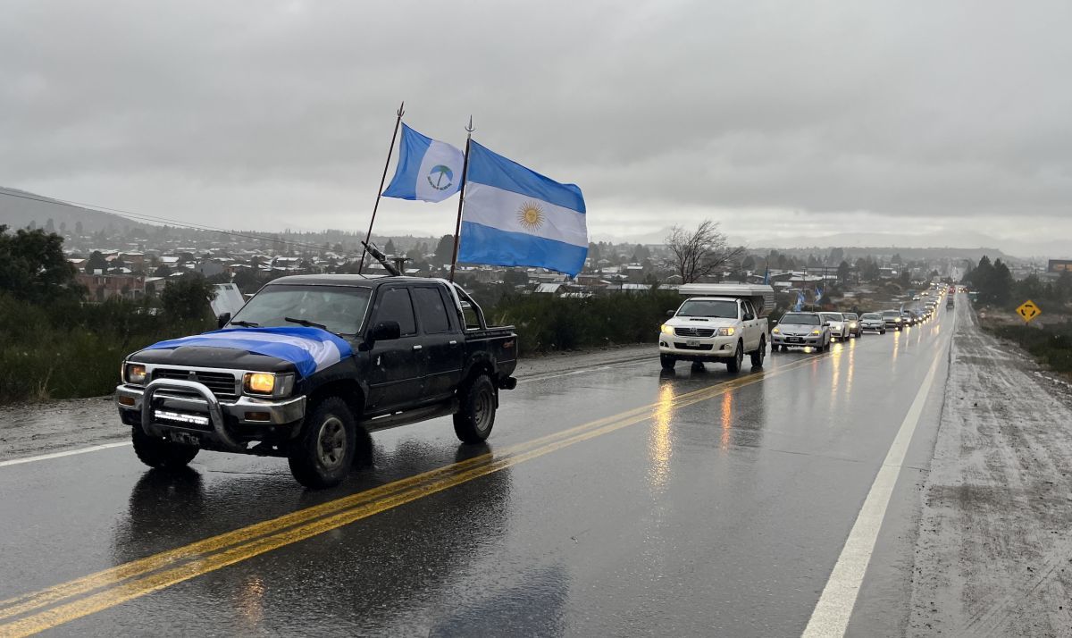 Vecinos marcharon a Mascardi en "defensa de la integridad territorial”