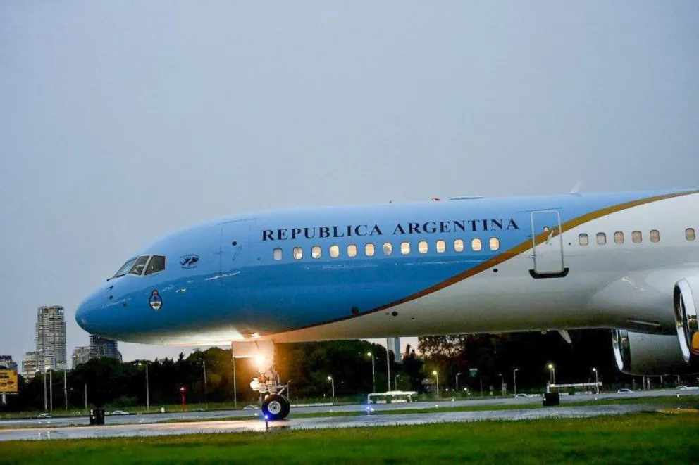 Polémico arribo del nuevo avión presidencial 