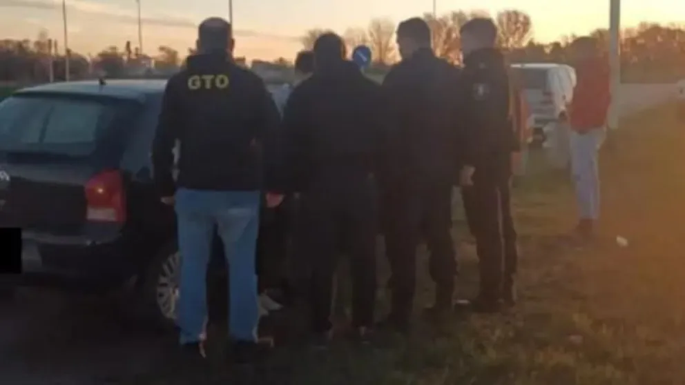 Un niño de 12 años agarró el auto de su padre y manejó 450 kilómetros sin que nadie lo detuviera