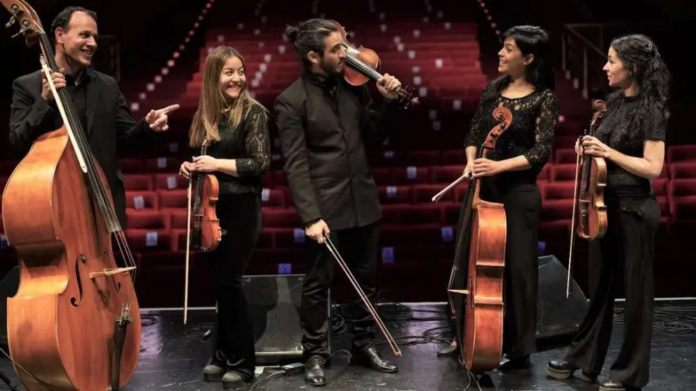 Dina Huapi: llega una noche a puro tango con el Ensamble Ventisquero Negro