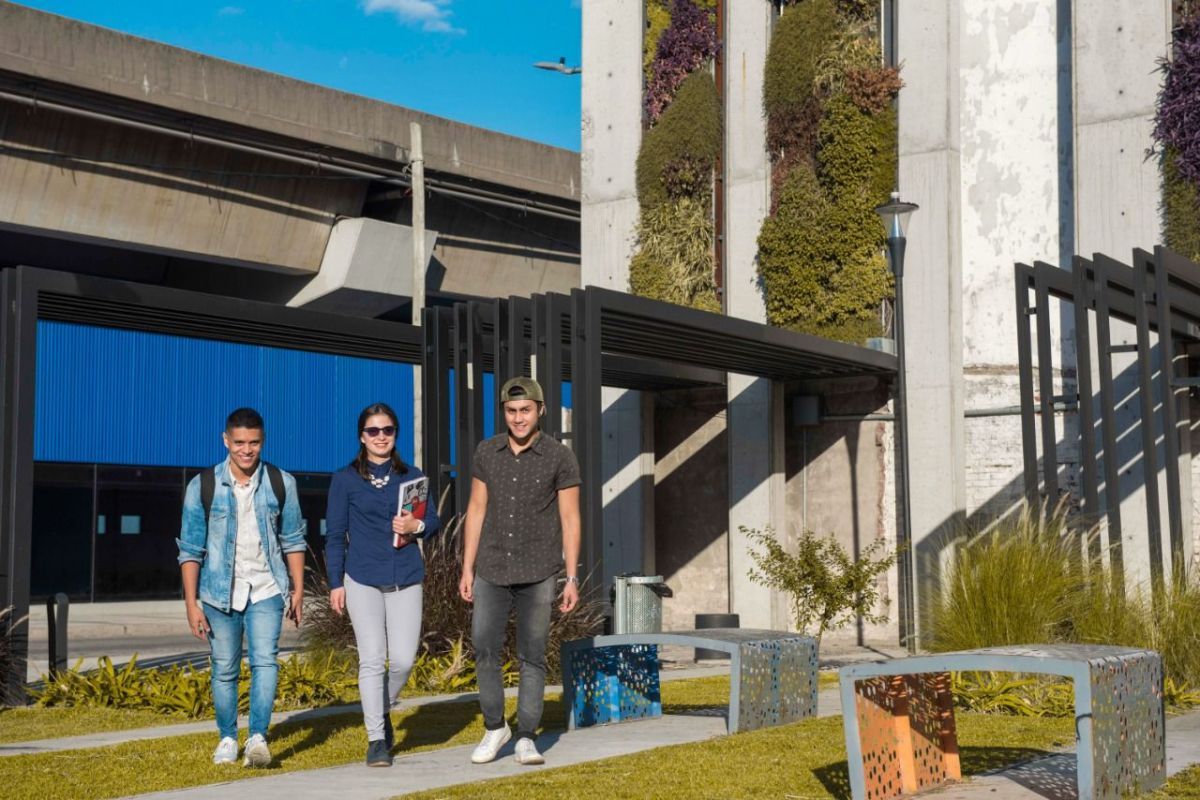 Estudiantes rionegrinos pueden anotarse en becas para cursar en universidades de todo el país