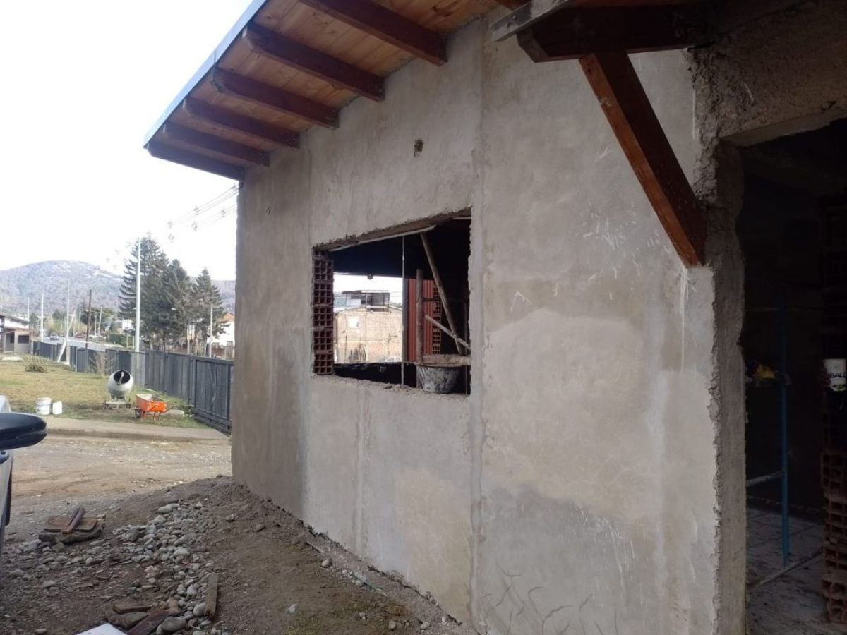 Cementerio Municipal: construyen espacios para el personal municipal y baños para personas con discapacidad