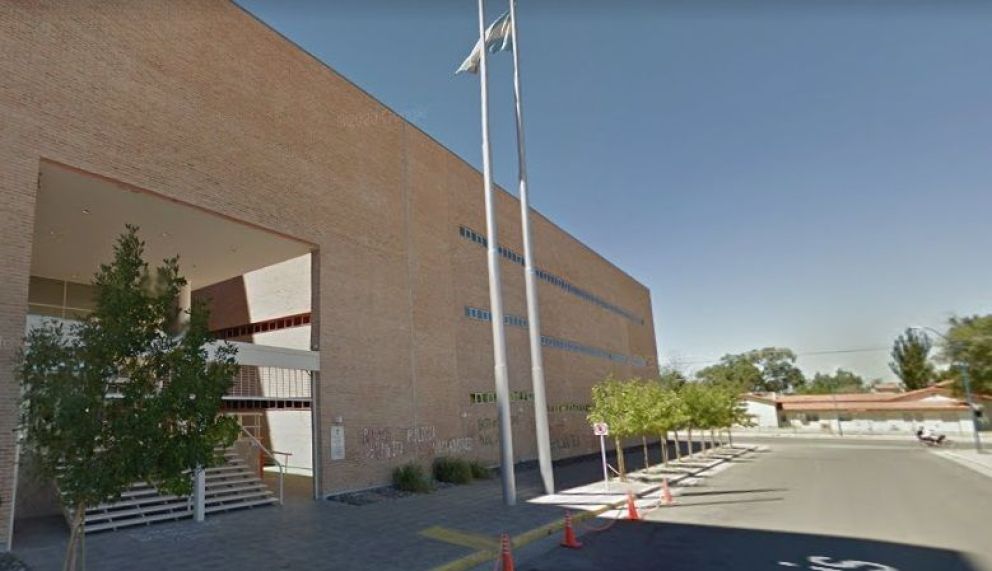 Empresa y aseguradora deberán indemnizar a pasajera embarazada que sufrió un golpe en el colectivo