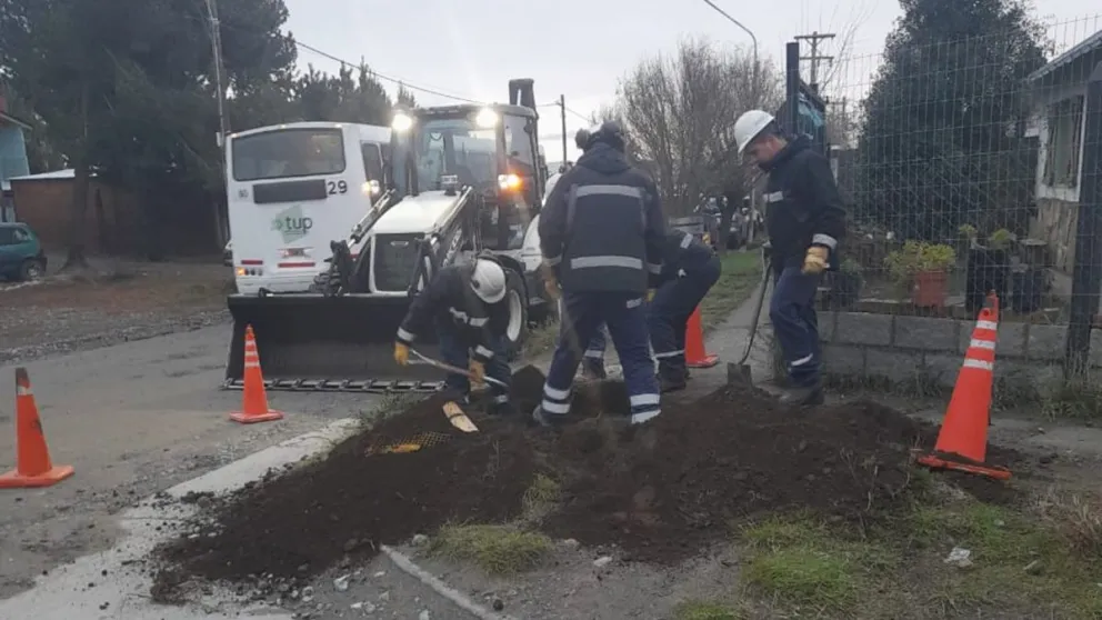 Una peligrosa conexión eléctrica clandestina dejó sin servicio a vecinos del Este