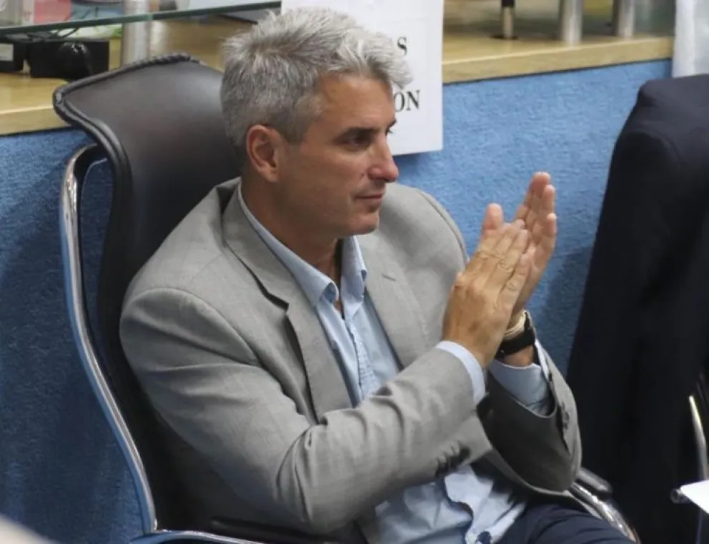 Ramos Mejía coincide con el vertedero regional y propone el traslado de residuos en un tren de carga