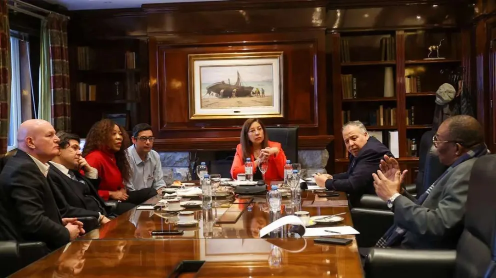 Expo 2027: Carreras se reunió con Embajadores de cuatro países