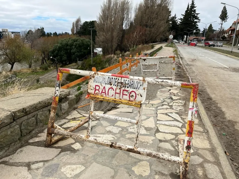 Habilitaron el tránsito vehicular en Avenida 12 de Octubre y Ruiz Moreno 