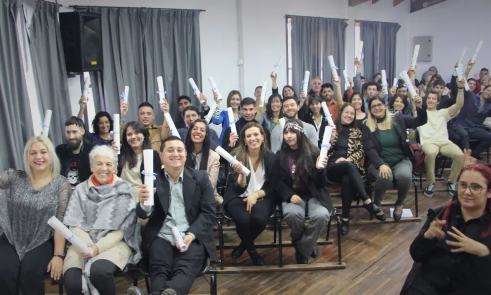 Emotivo acto de Colación en la UNCo Bariloche