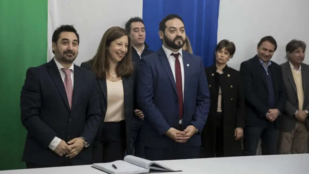 Asumieron Ferrari y Fuentes Vivanco en Gobierno y Secretaría General